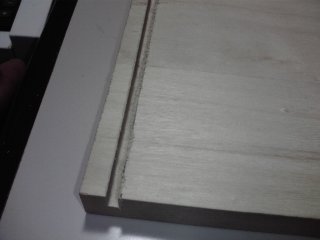 木の板に溝付け